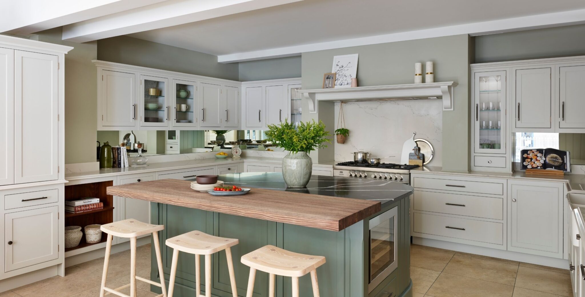 Bristol showroom kitchen