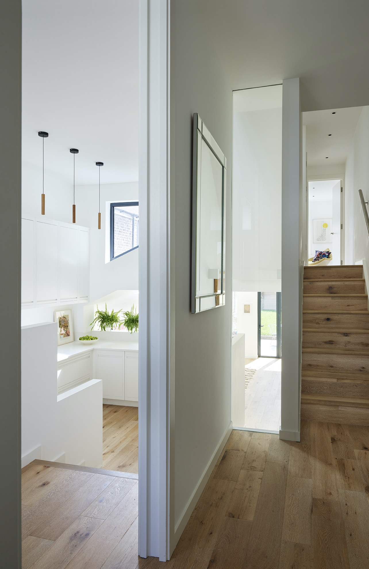 Harvey Jones Linear Edge kitchen design shown by clean lines