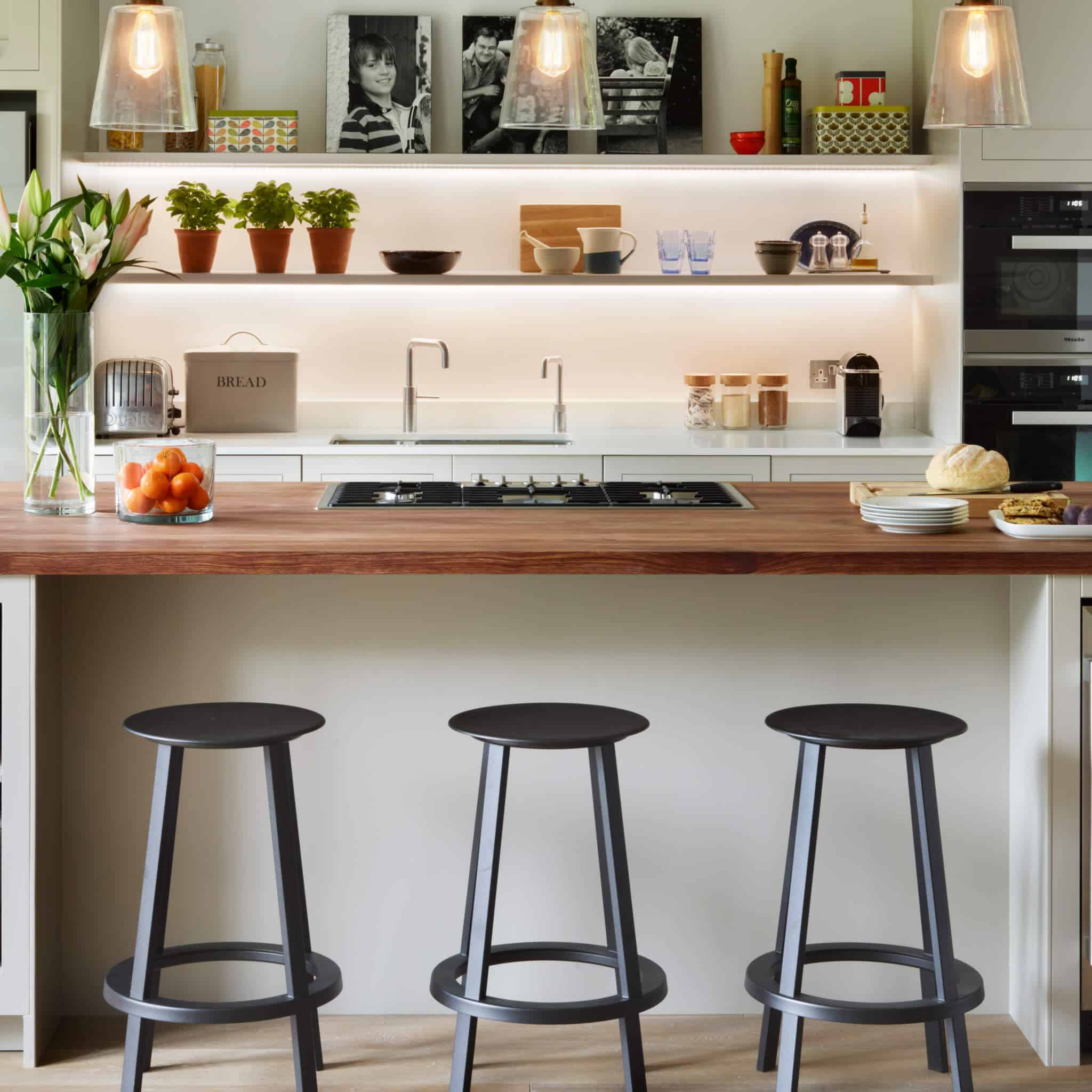 Remote control kitchen plinth lights clearance