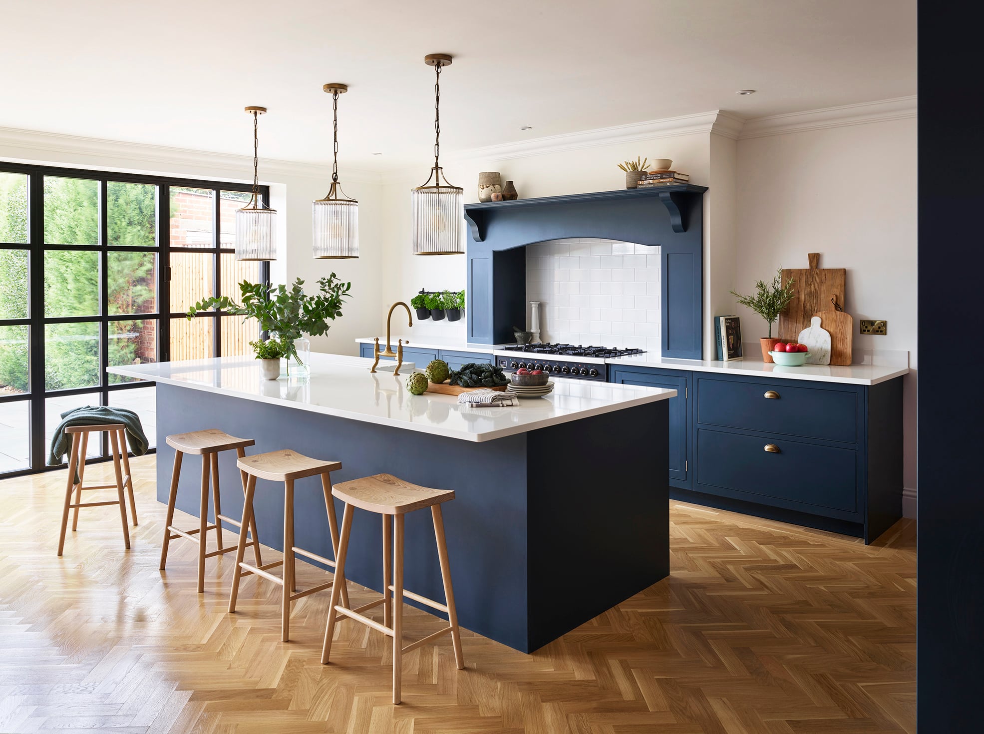 Deep blue Arbor kitchen design