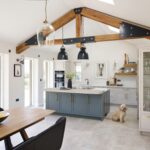 Country style Arbor open plan kitchen design