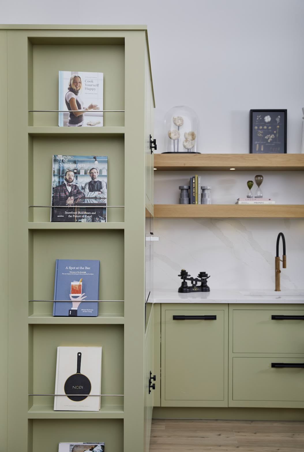 End panel with open shelving