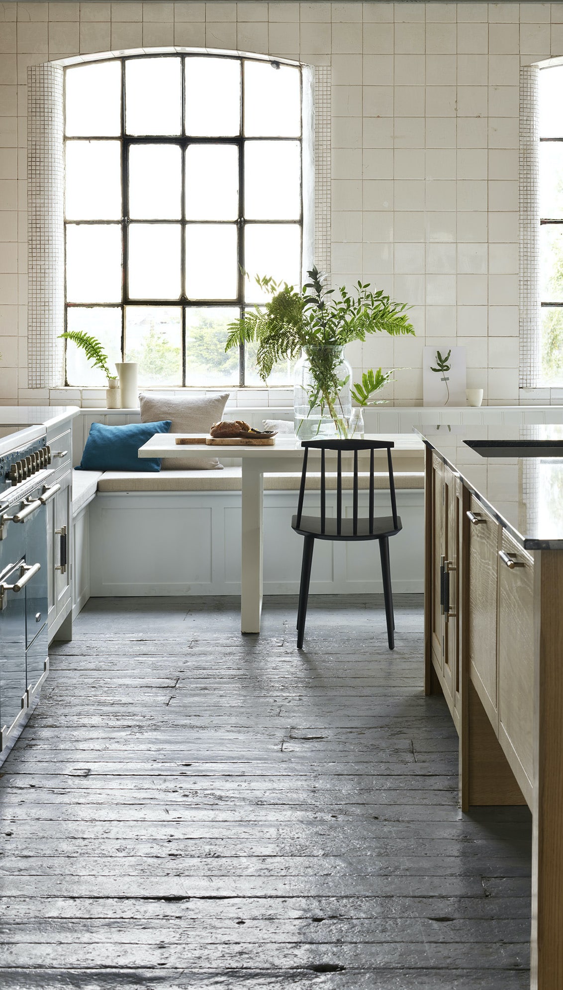 Harvey Jones kitchen featuring a dining area with banquette seating