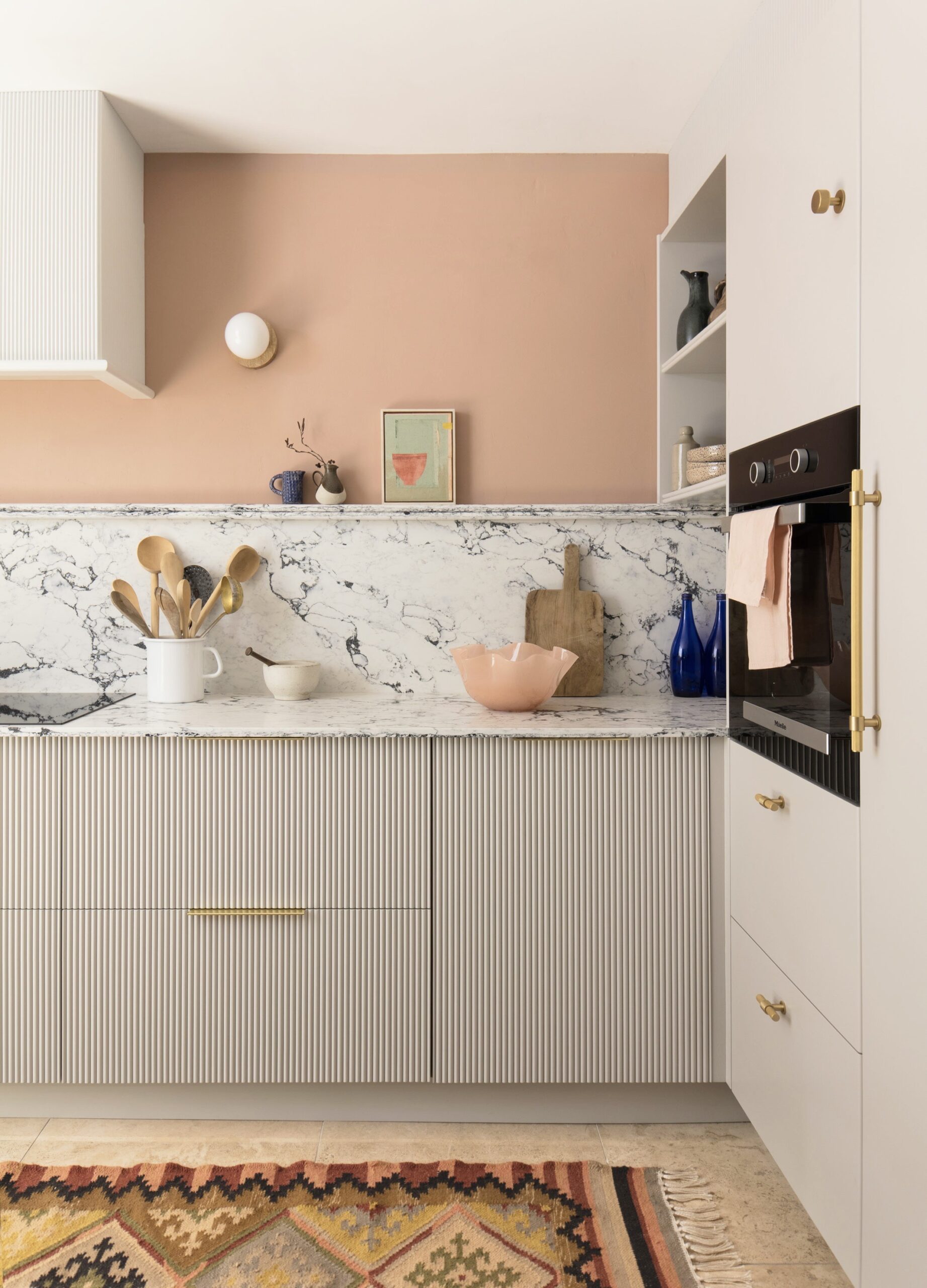 Reeded kitchen style from the Harvey Jones X Swoon range