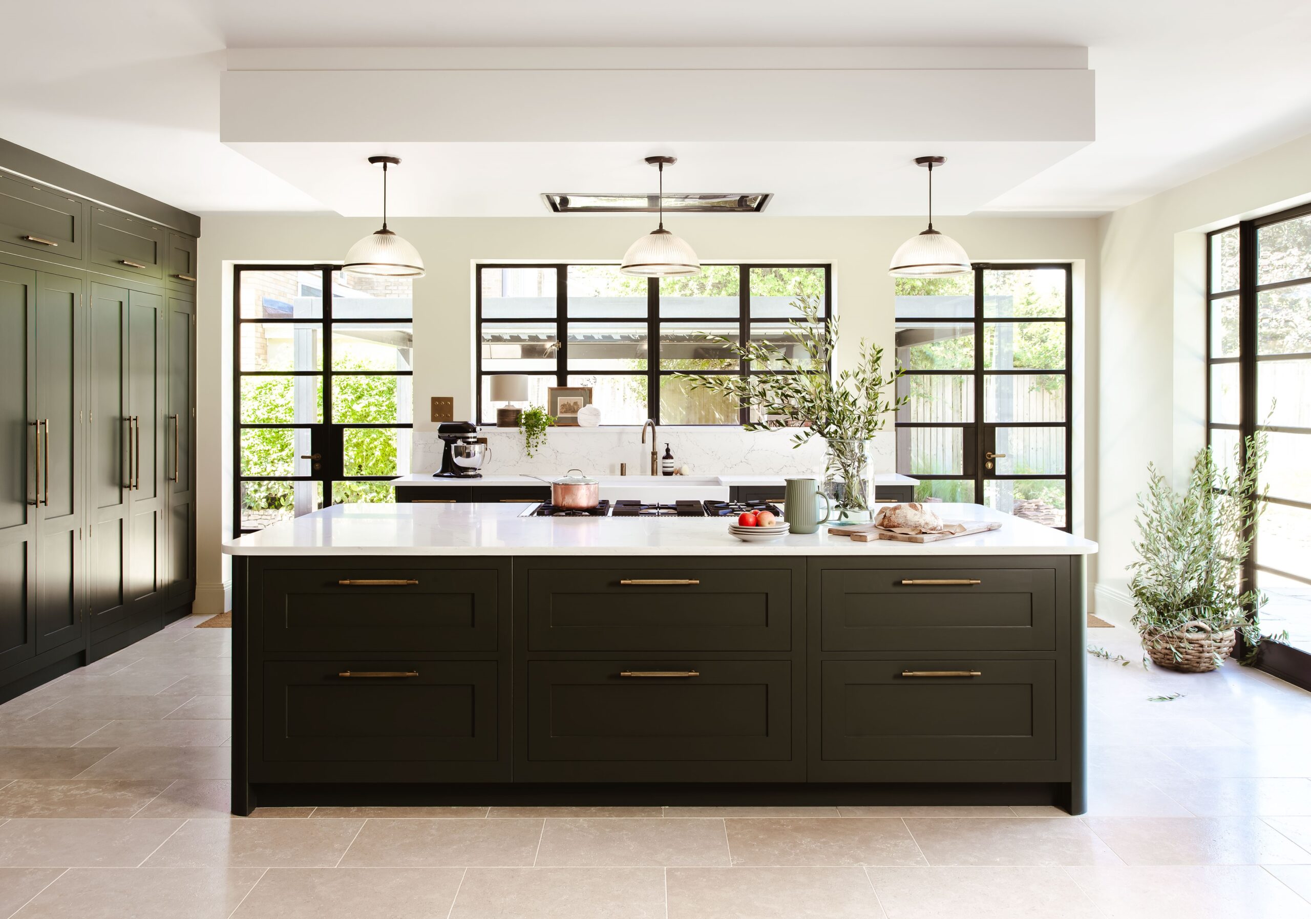 Deep green Shaker kitchen style