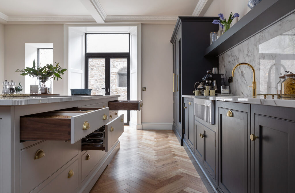 Contrasting light and dark bespoke kitchen design with classic style